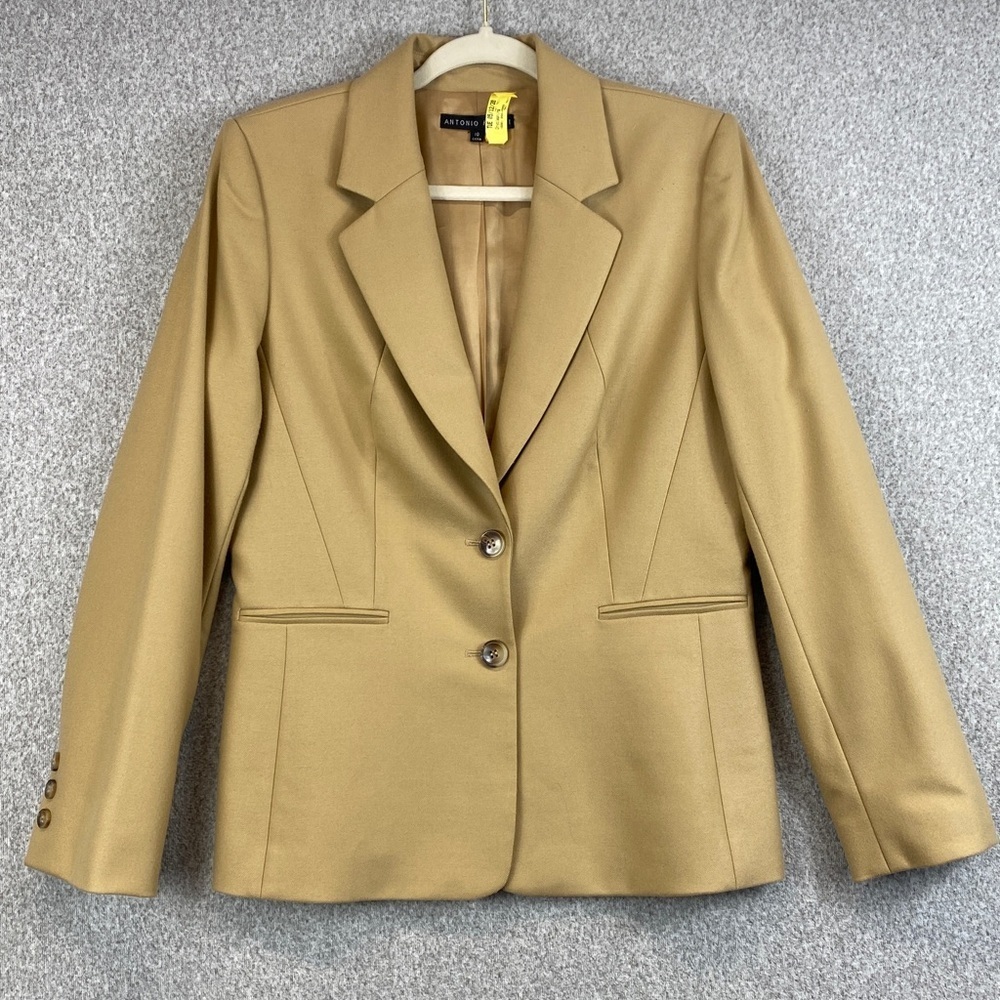 Antonio Melani camel blazer notched lapels 2 button closure size 10 scandi girl